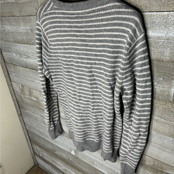 J Crew merino wool blend grey striped mens sweater scoopneck large - Picture 4 of 4
